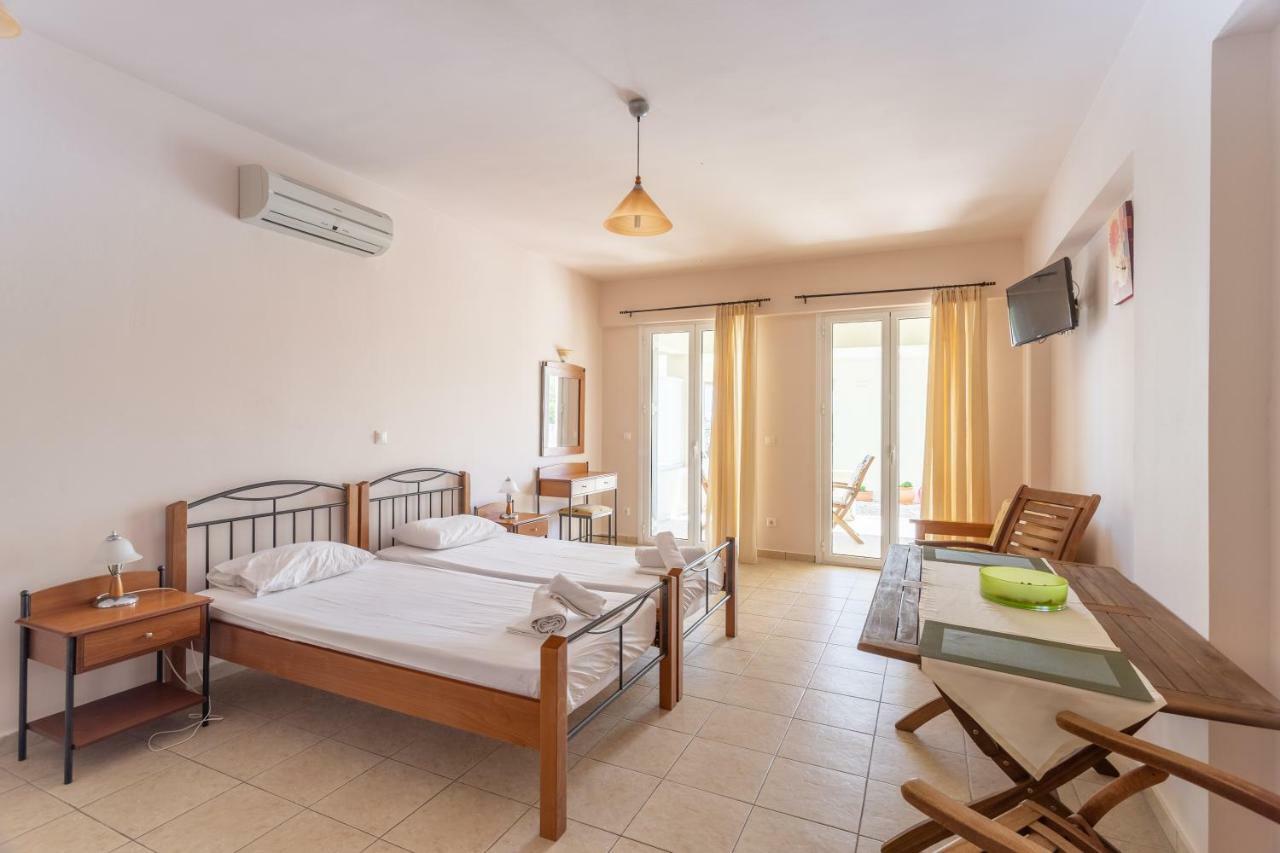 Hotel Aphrodite Stoupa Exterior photo